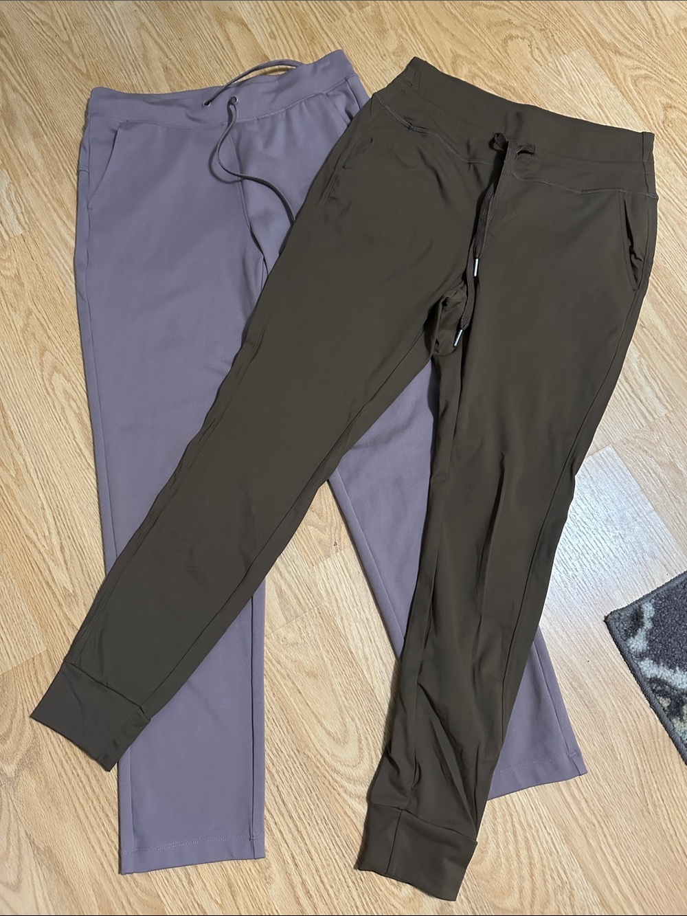 Yogalious & Untagged Athletic Pants! 2 PAIR DEAL!! Size Small